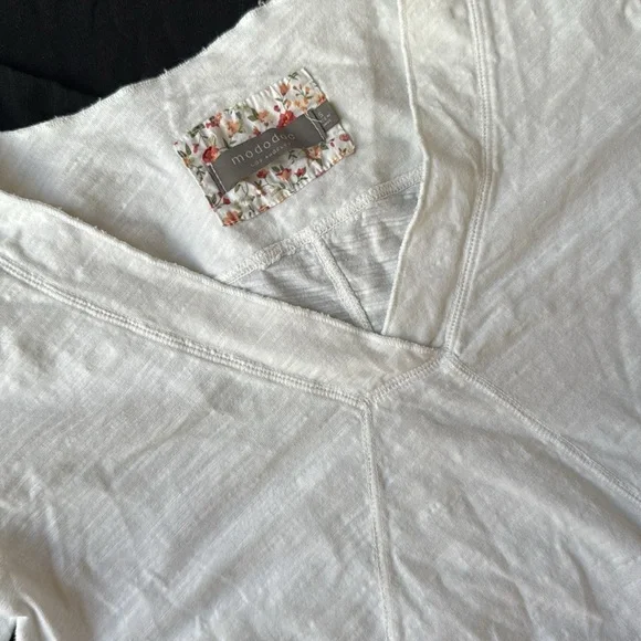 Mododoc Los Angeles black & white long sleeve tees - Picture 2 of 4